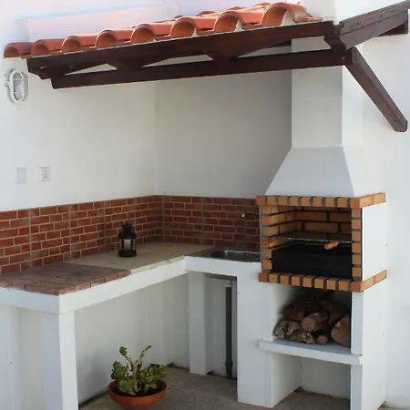 Trivial Pisão - Casa De Férias, A Sua Família * Raposeira (Faro)