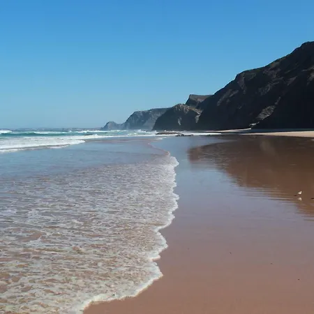 Feriehus Trivial Pisao - Casa De Ferias, A Sua Familia Raposeira (Faro)